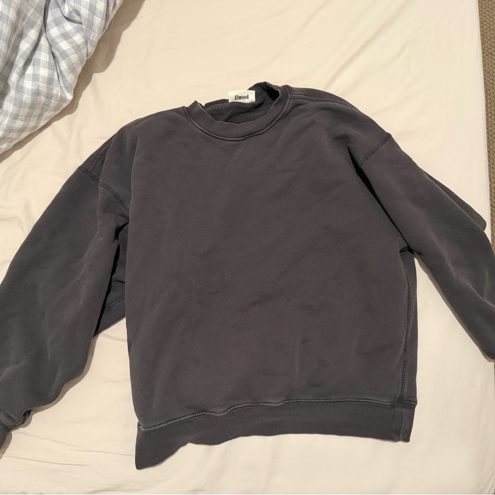 Women's Crewneck Top in Charcoal Gray